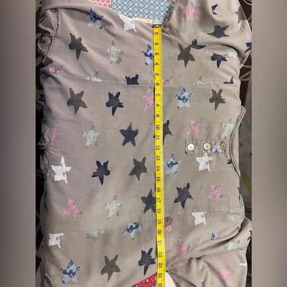 Italian made short sleeve top with embellishments - Picture 6 of 6